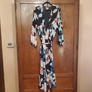 BAR III SIZE 2XL Floral Long Sleeve Wrap Dress